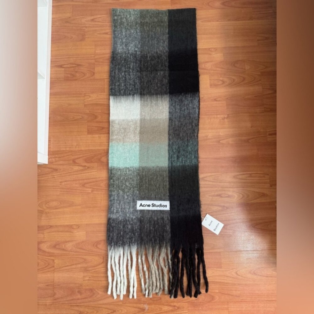 Acne studios scarf